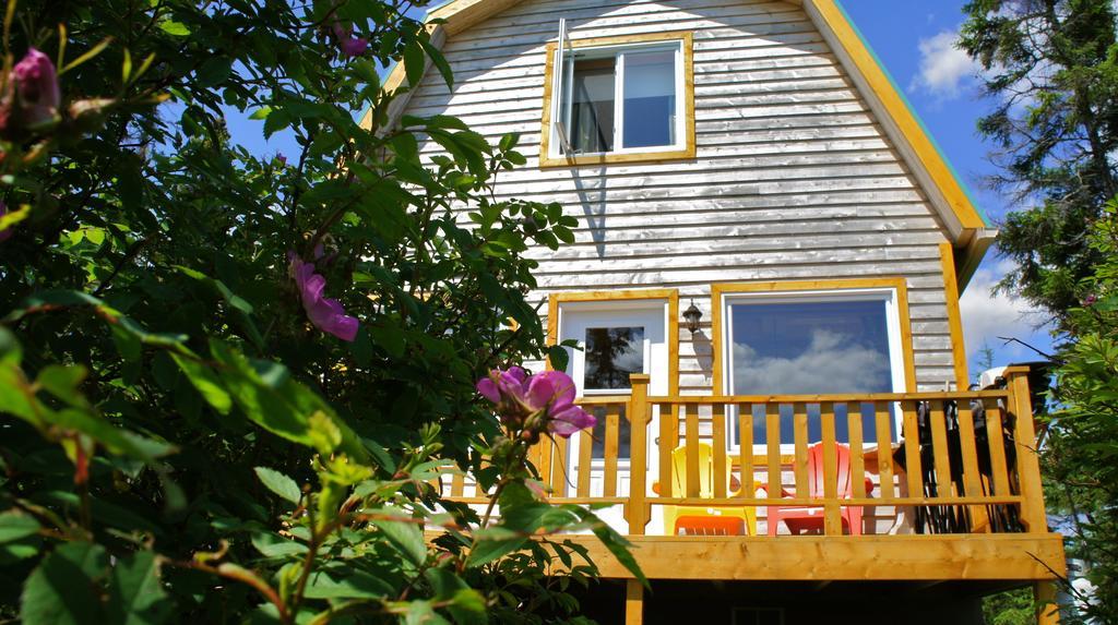 Chalets Du Bout Du Monde Gaspe Phòng bức ảnh